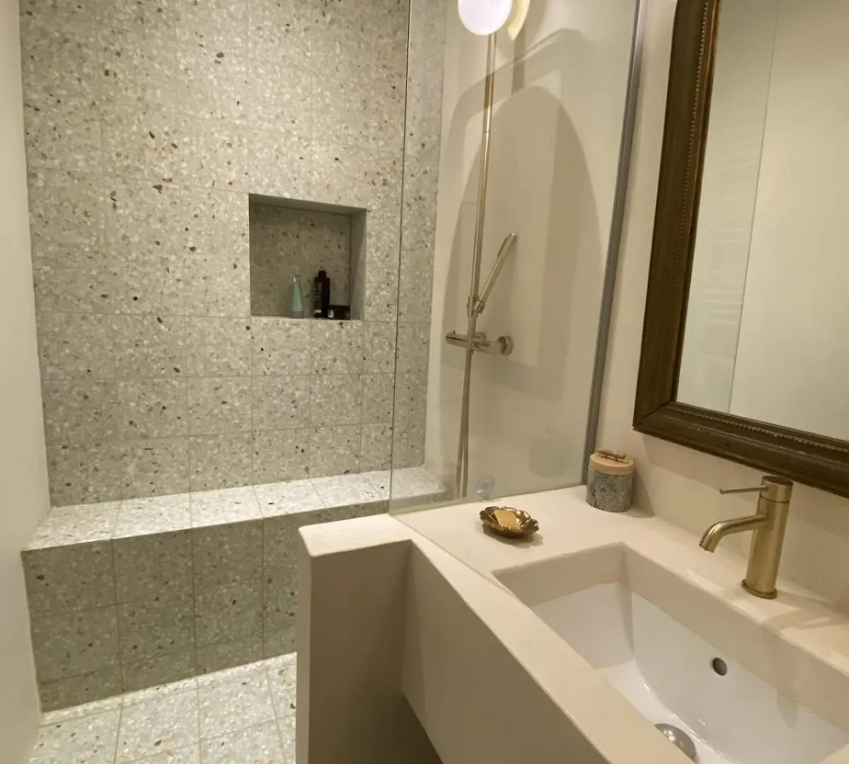 Cozy Haussmanian Flat In The Heart Of Paris Διαμέρισμα